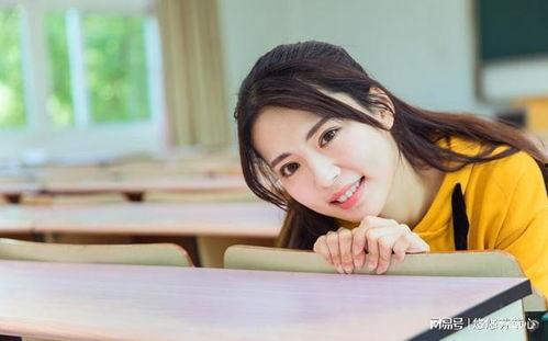 娱乐吃瓜君大学女孩,章若楠的出道之路与演艺成长