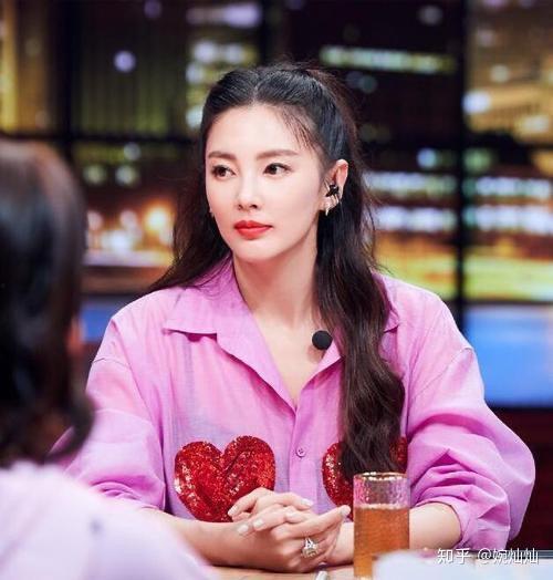 张奕娱乐圈吃瓜是真的吗,真相还是谣言？