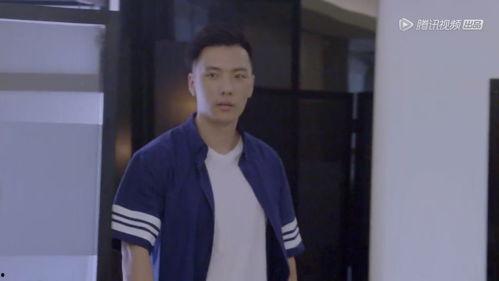 娱乐吃瓜君流量明星恋情,甜蜜互动引粉丝热议